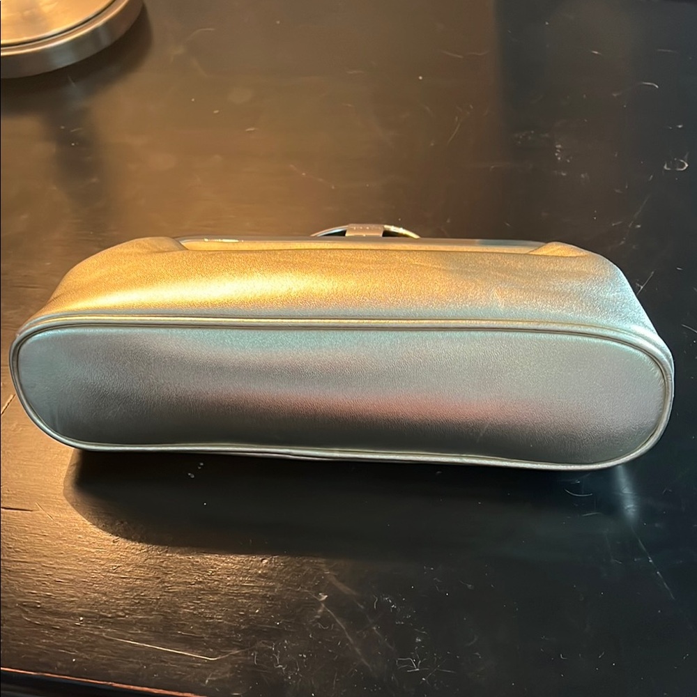 BODHI Patent Frame Clutch Evening Bag - Picture 3 of 9